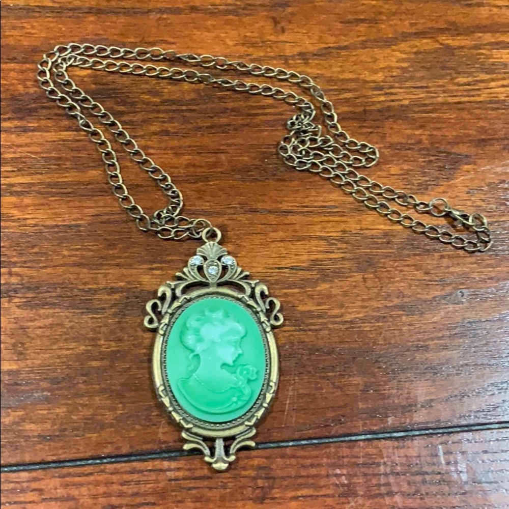 Cameo necklace